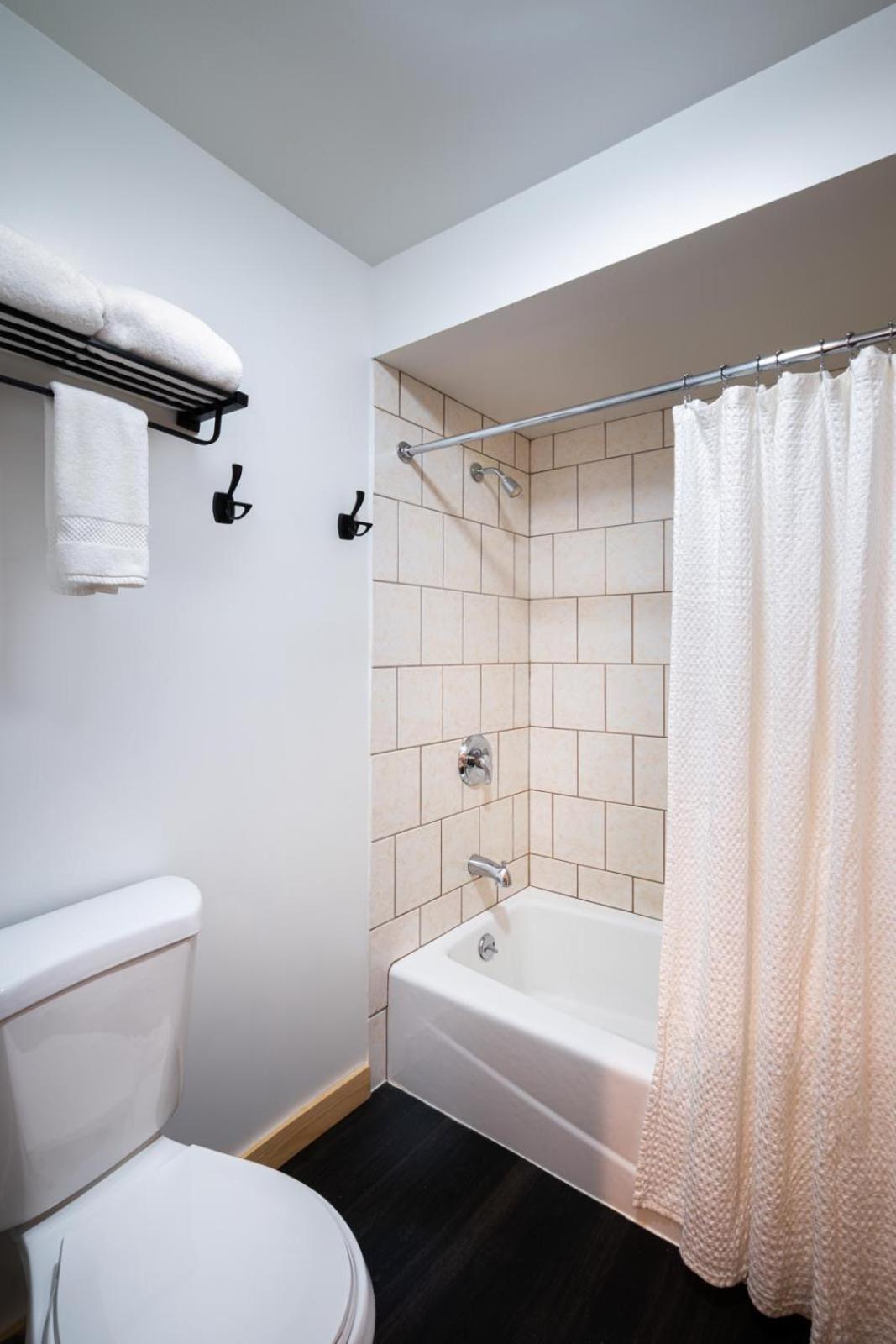 Town House Lodge Lake Placid Extérieur photo